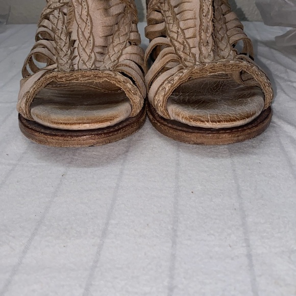 Freebird Bela Heeled Womens Size 8‎ Beige Rustic Ankle Zipper Braided - Picture 11 of 11